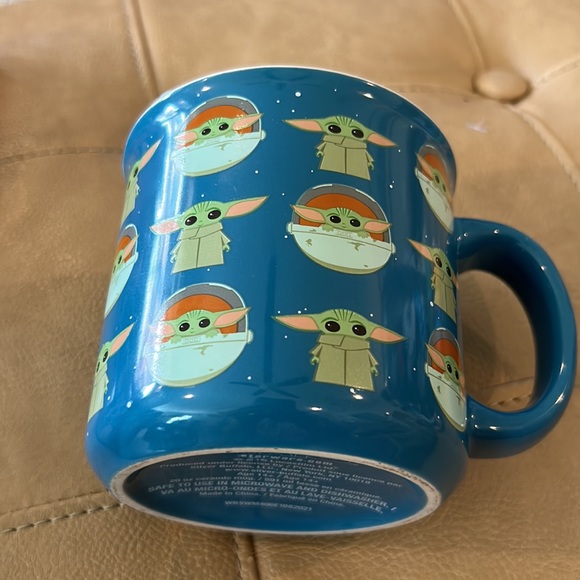 Disney’s Star Wars mug from lucasfilm license by silver Buffalo LLC New York - Picture 6 of 8